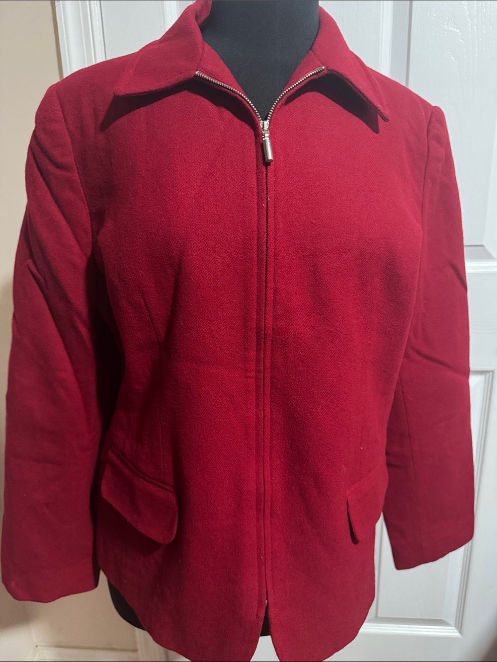 Sag Harbor Crimson Zip-Front Blazer Jacket